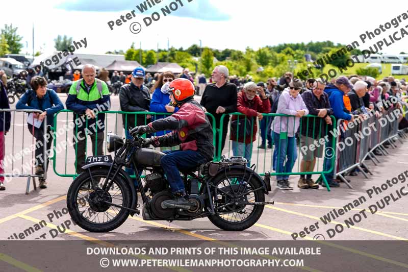 Vintage motorcycle club;eventdigitalimages;no limits trackdays;peter wileman photography;vintage motocycles;vmcc banbury run photographs